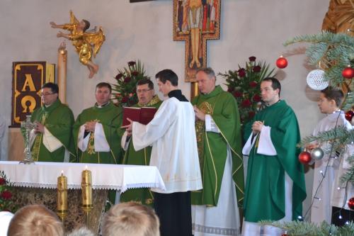 Slávnostné odhaľovanie a posvätenie tabule kňazovi Antonovi Páterekovi