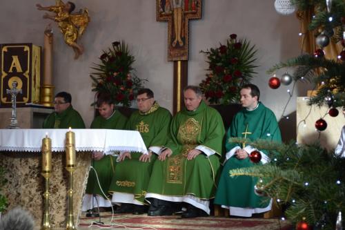 Slávnostné odhaľovanie a posvätenie tabule kňazovi Antonovi Páterekovi